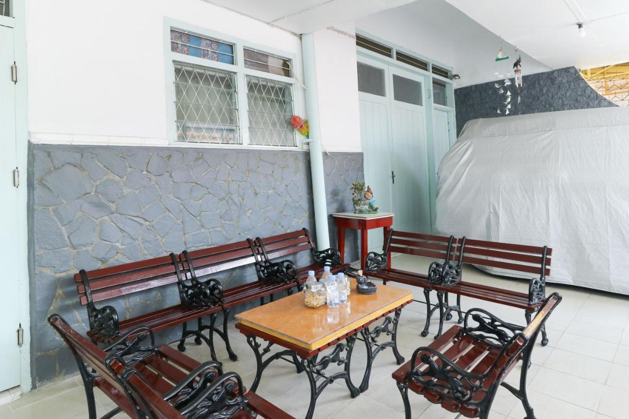 Emy'S Guesthouse Jenggrik Εξωτερικό φωτογραφία